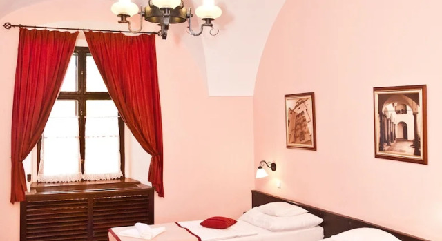 Номер Business Hotel Klastrom
