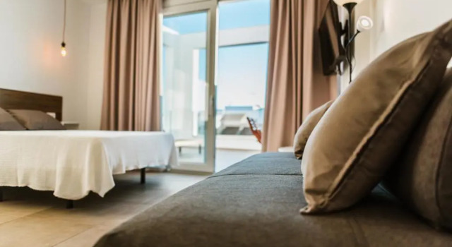 Студия Apartamentos ZHR 1