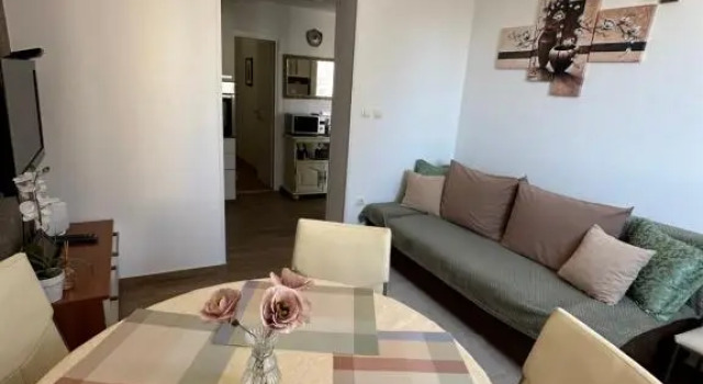 Apartment Keka, Prenota Appartamento Splitska 