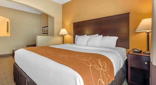 Suite 1 camera da letto Comfort Suites near Route 66