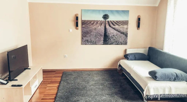 Апартаменты с 2 комнатами Apartment and rooms Maraton