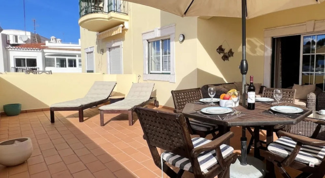 Апартаменты Carvoeiro Terrace Stay in the Heart of Carvoeiro