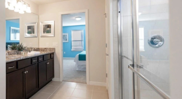 Gorgeous 5Bd Pool Gm Spawindsor at Westside-8912pw, Buchen Sie Ferienhaus Hotels in Four Corners mit Pool, Schwimmbad