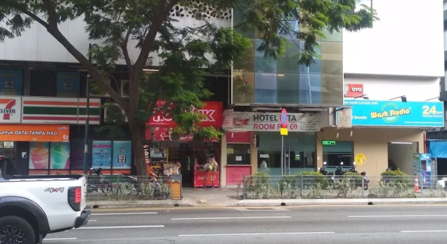 OYO 89903 MS City Hotel