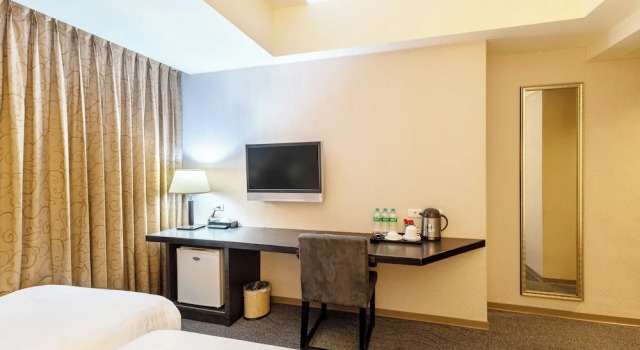 Трёхместный номер Superior Guide Hotel Taipei Chongqing