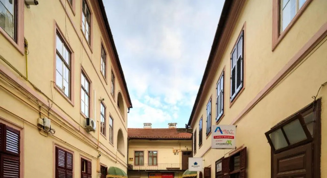 Select Studio, Varaa Hotelli Sibiu Old Town 
