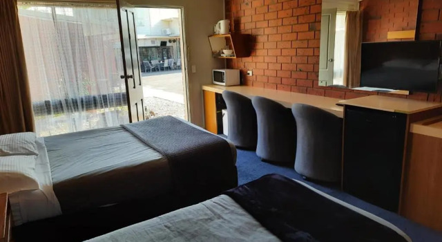 Четырёхместный номер Standard Abbotswood Motor Inn