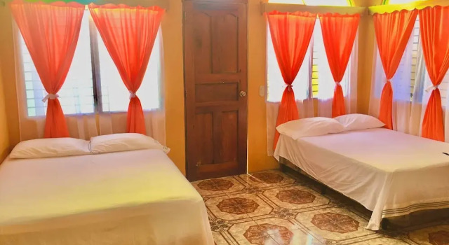 Hotel San Miguel, Đặt Khách sạn Khách sạn ở Flores bao gồm bữa sáng, Bữa sáng