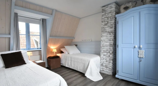 Comfy Holiday Home with Fenced Courtyard in Edam near Center, Забронировать Отель Отели Норда 3 звезды, 3*