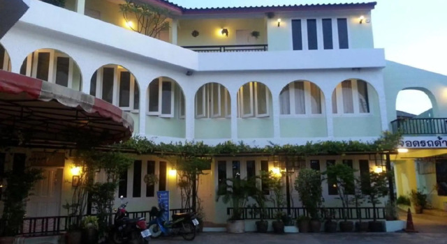 Casa Holiday Hotel SHA, Забронировать Отель Пхитсанулок 