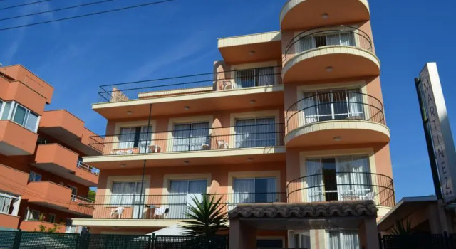 Martinez Apartments II