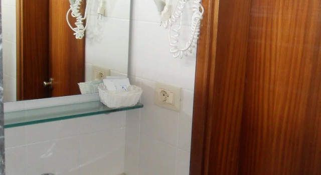 Трёхместный номер Standard с балконом Hotel Palace