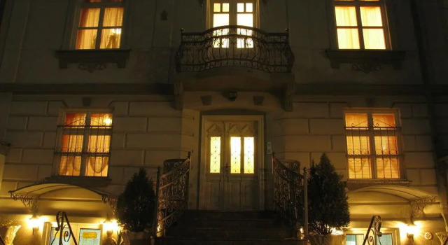 Tokin House