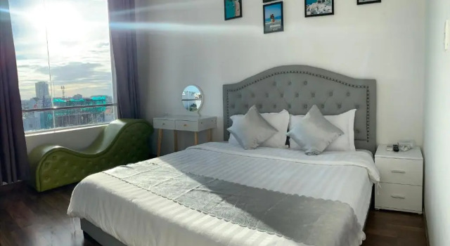 Двухместный номер Deluxe BIG Central Hotel Can Tho - 7 Minutes to Ninh Kieu Wharf