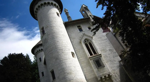 Chateau Lapeyrouse
