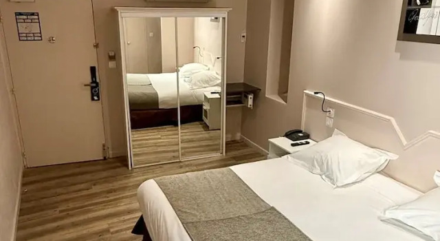 Двухместный номер Classic Urban Style Hotel Blason du Ventoux