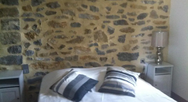 Écurie De Cucugnan. Chambres d'hotes, Rezerwuj Hotel Cucugnan Corbières