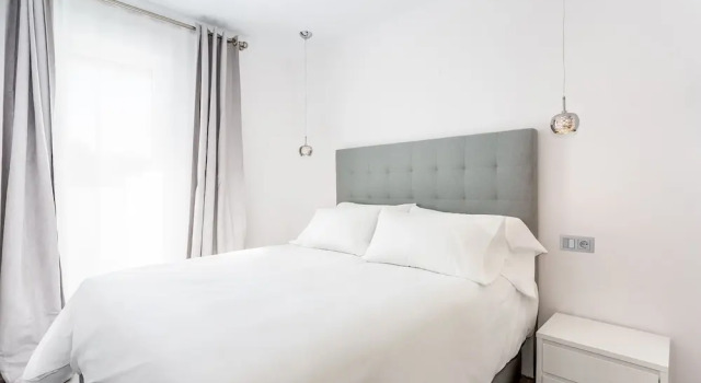 by RIVA - Beautiful 1 Bedroom Chic Apartment in Banus Gardens, Забронировать Апартаменты/квартира Отели Марбелья с парковкой, рядом с Casino Marbella, Парковка