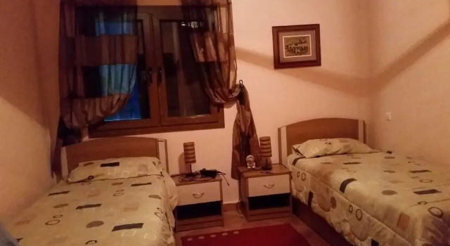 Lbn Fnidek, Rezerwuj Apartament Hotele w Tanger-Tetouan z parkingiem, Parking