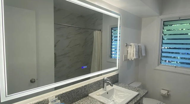 Полулюкс Ocean Lodge Santa Monica Beach Hotel