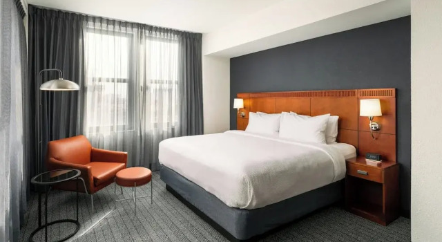 Одноместный номер Standard Courtyard by Marriott St. Petersburg Downtown