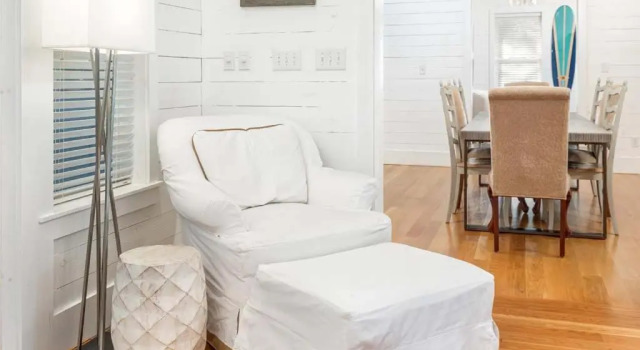 Surf Shack, Buchen Sie Ferienhaus Hotels in Tybee Island mit Parkplatz, Parkplätze