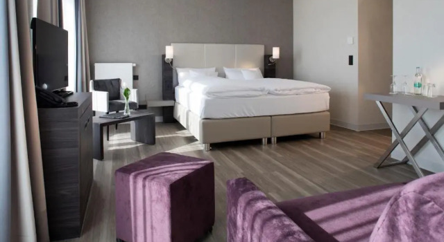 Полулюкс Vital Hotel Rhein Main Therme Wellness Resort & SPA