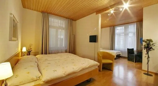 Hotel Splendid, Забронировать Отель Отели Интерлакен 3 звезды, рядом с Гора Хардер-Кульм, 3*