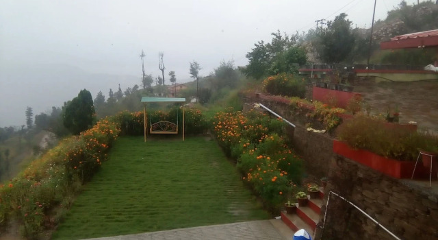 Panchachuli House, Rezervovat Hotel Mukteswar Uttarakhand