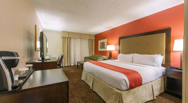 Двухместный номер Standard Hotel MTK Mount Kisco