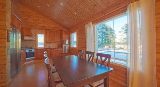 Luxury Cottage Laukkala, Buchen Sie Ferienhaus Hotels in Ostfinnland mit Parkplatz, Parkplätze