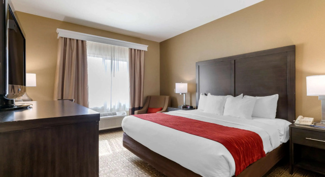 Двухместный номер Standard Comfort Inn & Suites Ponca City near Marland Mansion