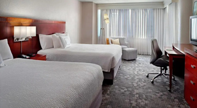 Четырёхместный номер Standard Sonesta Select Atlanta Cumberland Galleria Ballpark
