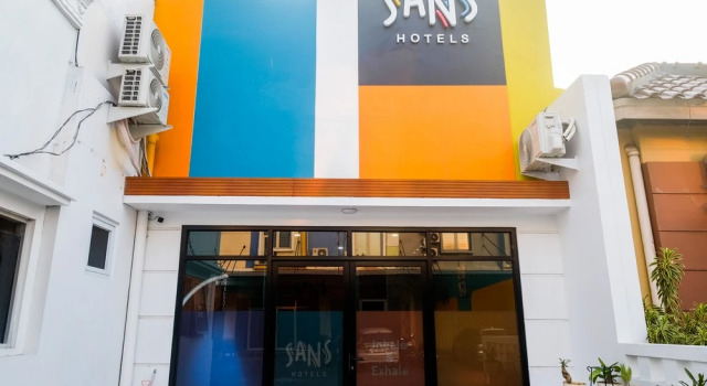 SANS Hotel City Park Semarang, Book Hotel Hoteller i Semarang med parkering, nær Semarang Grand Mosque, Parkering