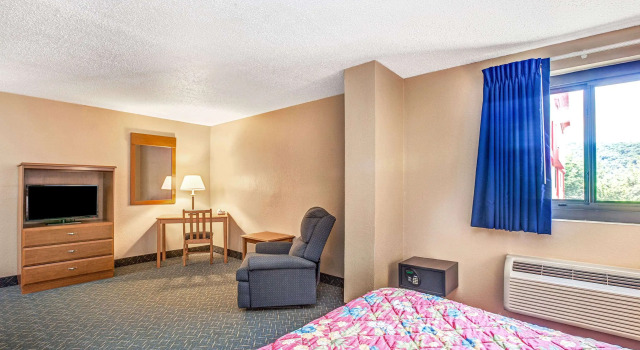 Super 8 by Wyndham Mahwah, Reserva ahora Hotel Mahwah Bergen County