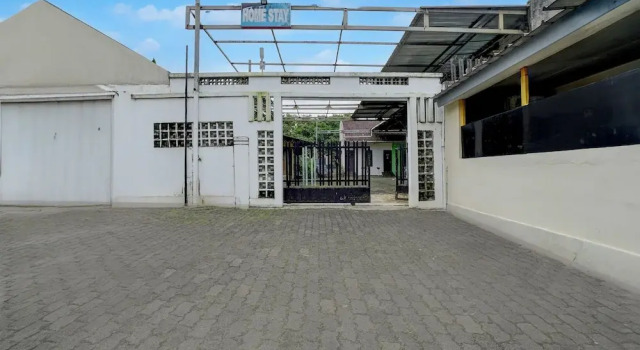 Capital O 95198 Angel Homestay