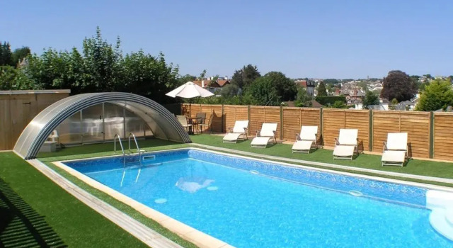 Апартаменты Deluxe Atlantis Holiday Apartments