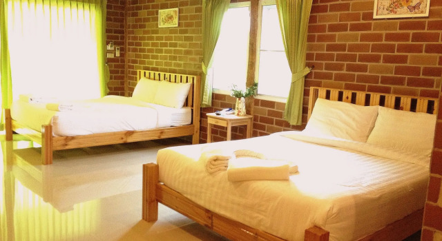 Theerama Cottage Resort, Varaa Lomakeskus Hotellit Ratchaburi aamiaisella, Aamiainen