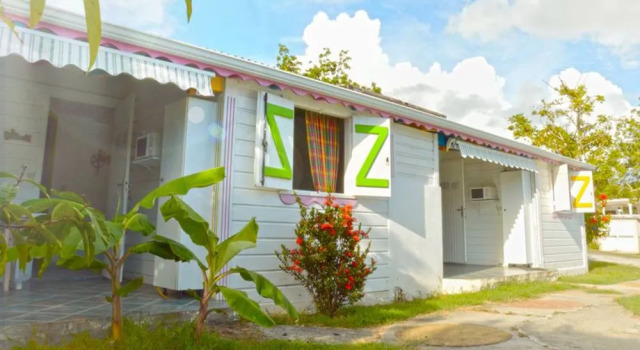 LA BERCEUSE CREOLE, Réserver Hôtel Sainte-Anne Grande-Terre
