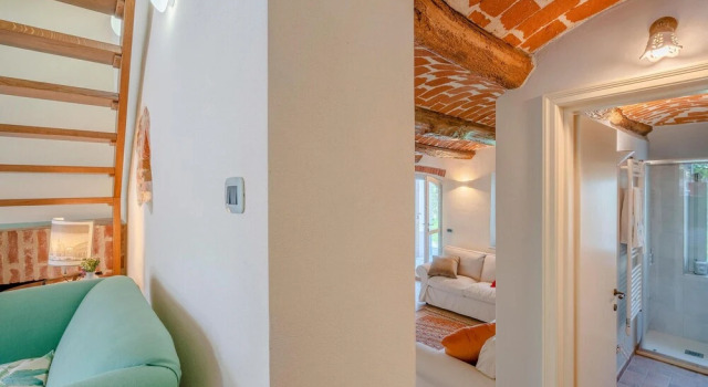 1 Bedroom Cozy Home In Ferrere, Забронировать Отель Отели Пьемонта 4 звезды, 4*