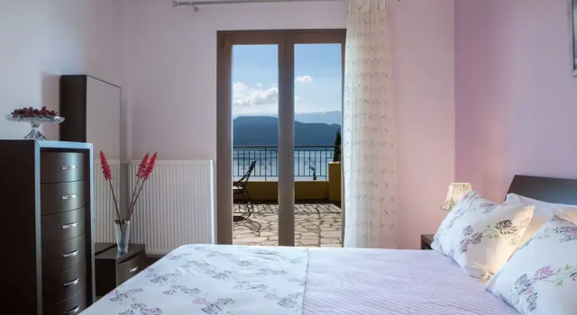 Buena Vista Villa - Amazing sea view, Забронировать Вилла Отели периферии Ионических островов с парковкой, Парковка