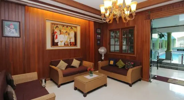Sky Inn Persatuan 13 Jakarta