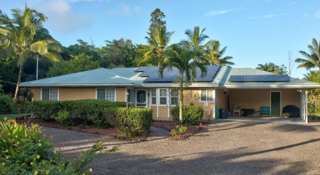 Hale O Makani 3 Bedroom Home by RedAwning
