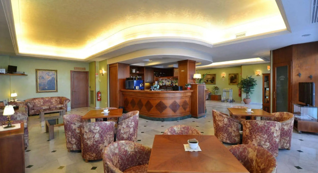 Sun Hotel