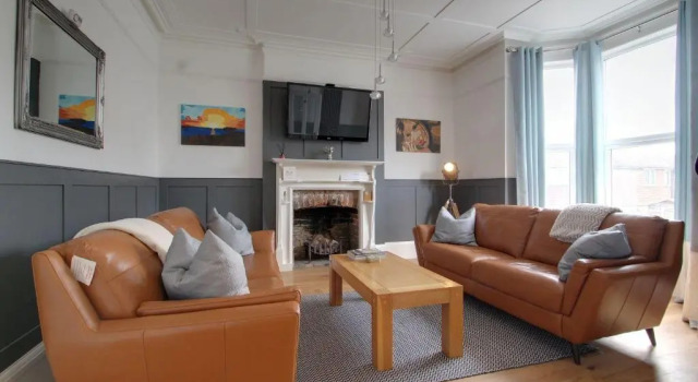 Коттедж Belmont Road - Stunning 3 Storey Victorian Home with Sea Views