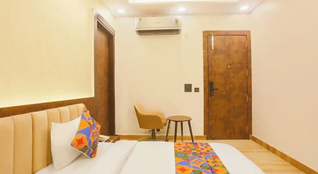 Fabhotel Sugar Inn, Забронировать Отель Отели Нью-Дели с завтраком, Завтраки