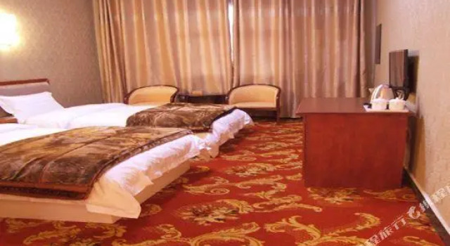 xinzhoudujiajiudian0