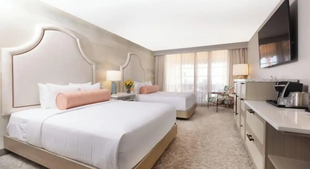 Номер Deluxe Ocean Club Hotel
