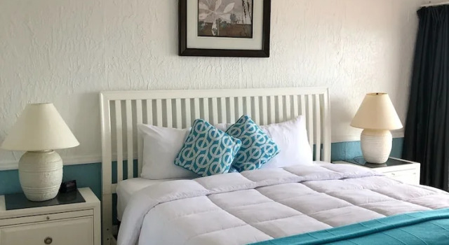 Двухместный люкс Edgewater Lodge