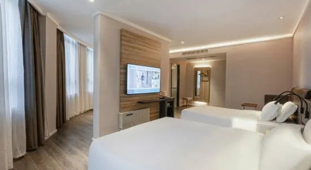 Люкс Green Rich Hotel Suizenji